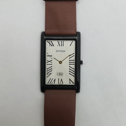 Original TITAN EDGE 1514YAA Rectangular White Face 28MM Case Men's Watch OG147