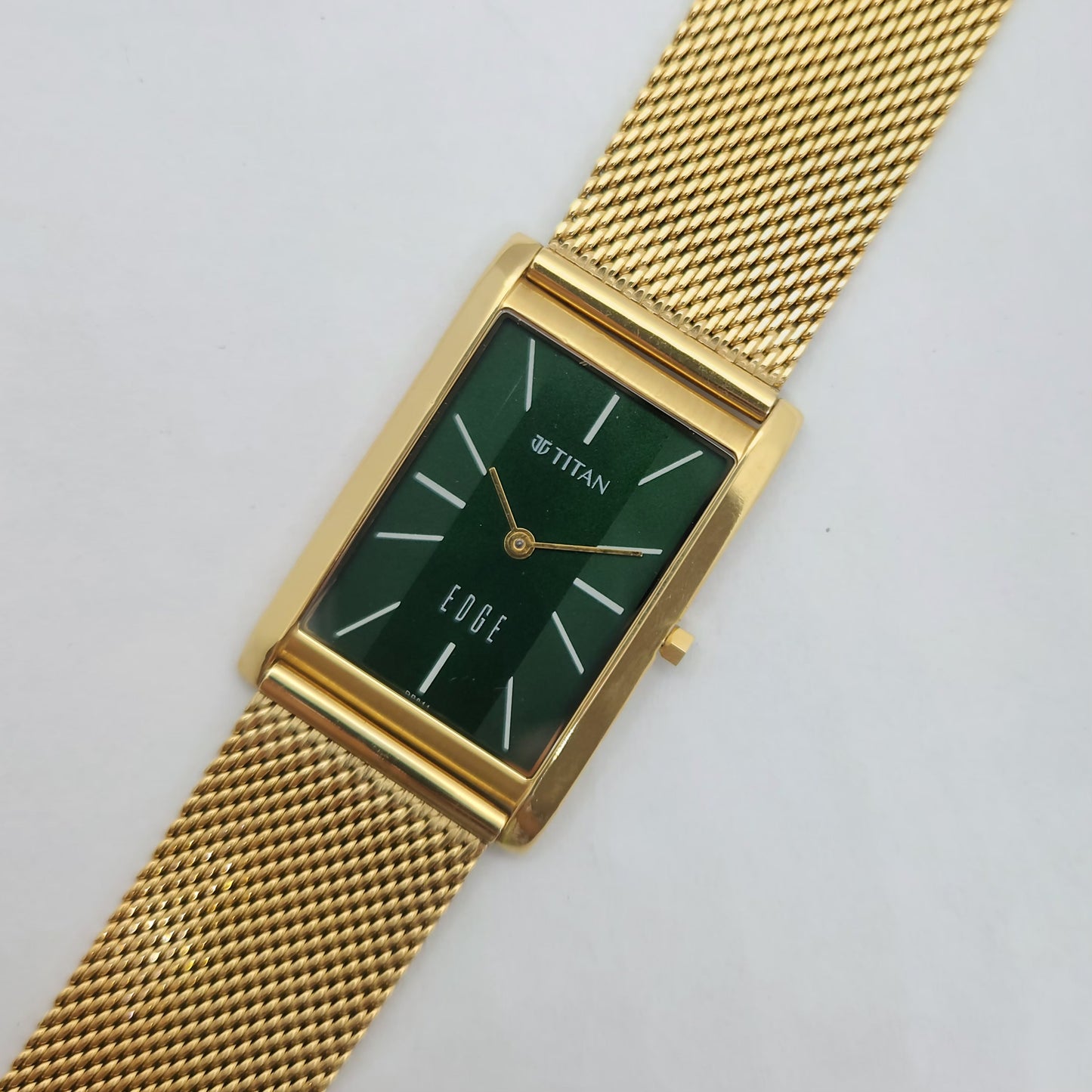 Original TITAN EDGE 1043YAB Golden Face 28MM Case Men's Watch OG155
