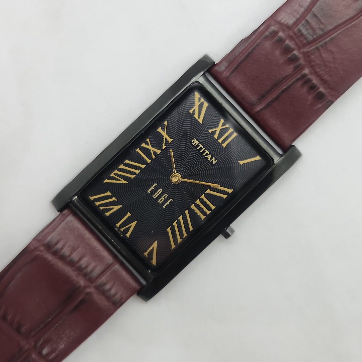 Original TITAN EDGE 1514YAA Rectangular Black Face 28MM Case Men's Watch OG148