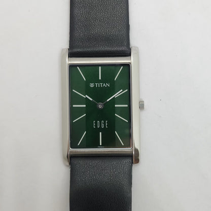Original TITAN EDGE 1043YAB Rectangular Green Face 28MM Case Men's Watch OG150