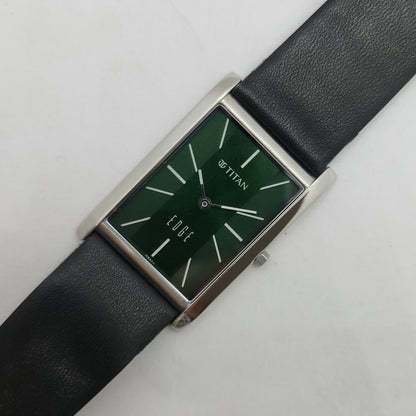 Original TITAN EDGE 1043YAB Rectangular Green Face 28MM Case Men's Watch OG150