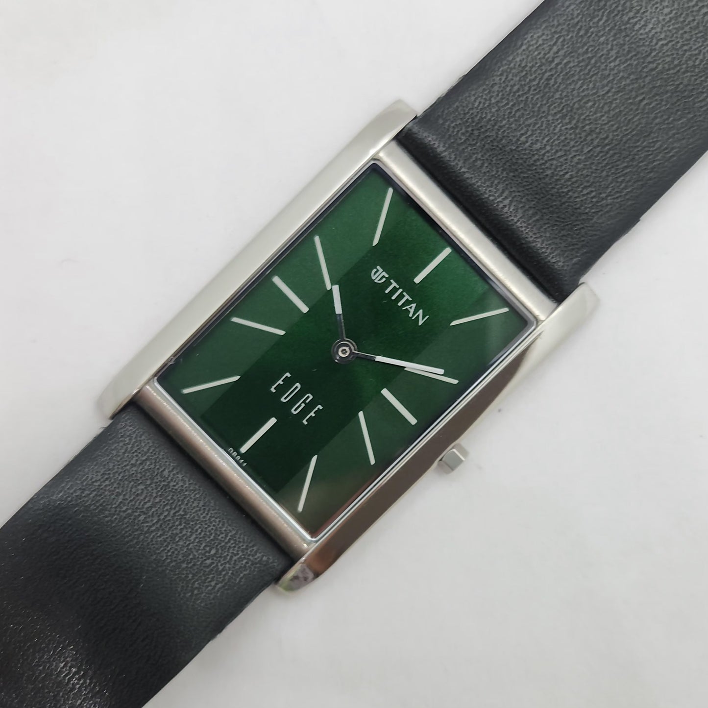 Original TITAN EDGE 1043YAB Rectangular Green Face 28MM Case Men's Watch OG150