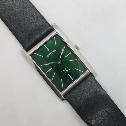 Original TITAN EDGE 1043YAB Rectangular Green Face 28MM Case Men's Watch OG150