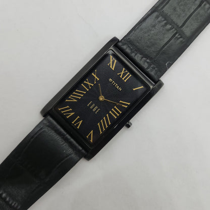 Original TITAN EDGE 1514YAA Rectangular Black Face 28MM Case Men's Watch OG160
