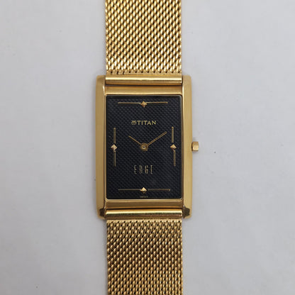 Original TITAN EDGE 1049Y0A Black Face 28MM Gold Case Men's Watch OG162