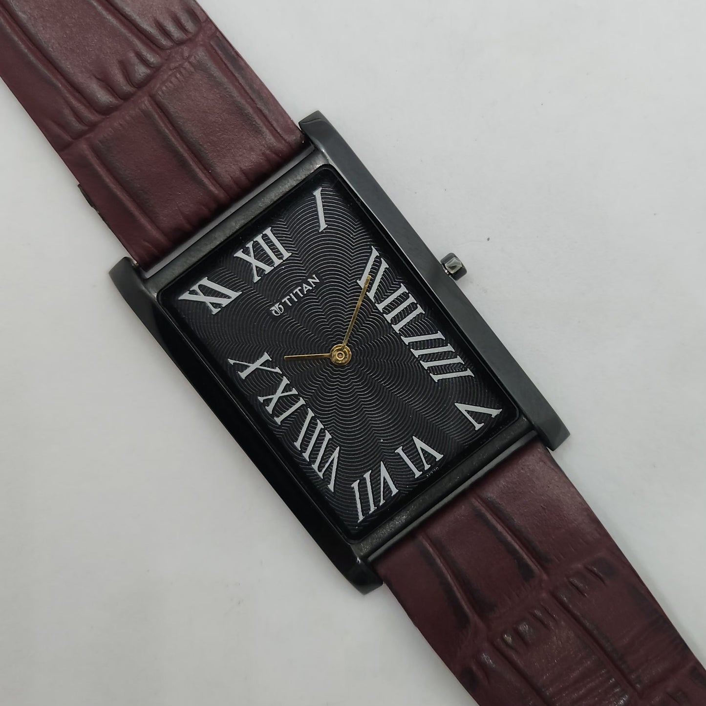 Original TITAN EDGE 1514YAA Rectangular Black Face 28MM Case Men's Watch OG152