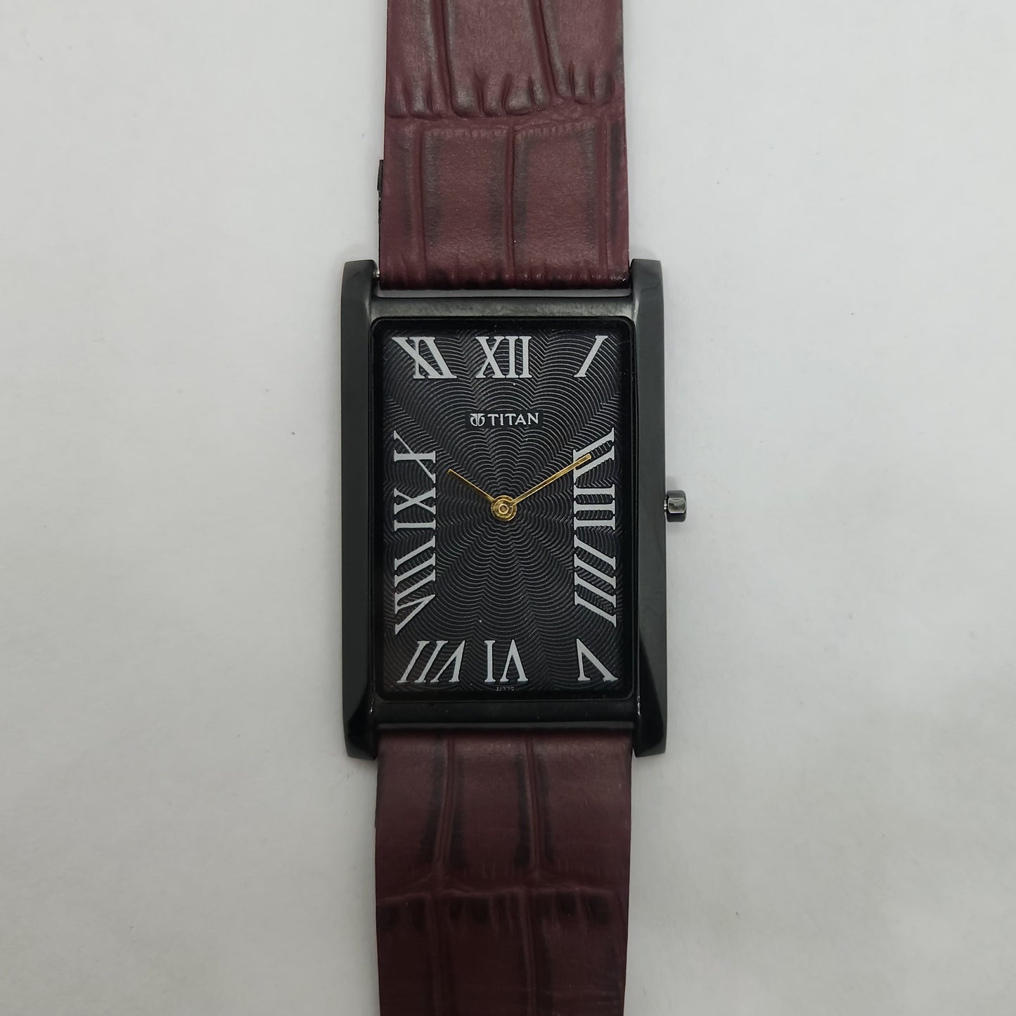 Original TITAN EDGE 1514YAA Rectangular Black Face 28MM Case Men's Watch OG152