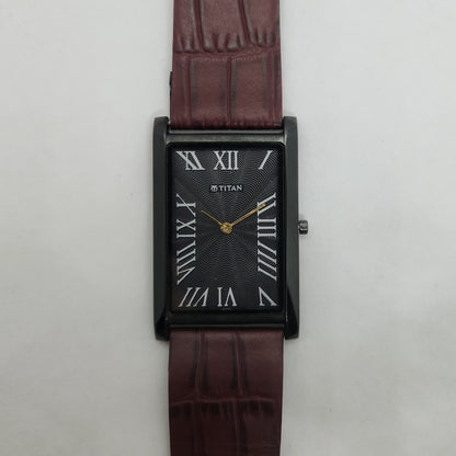 Original TITAN EDGE 1514YAA Rectangular Black Face 28MM Case Men's Watch OG152