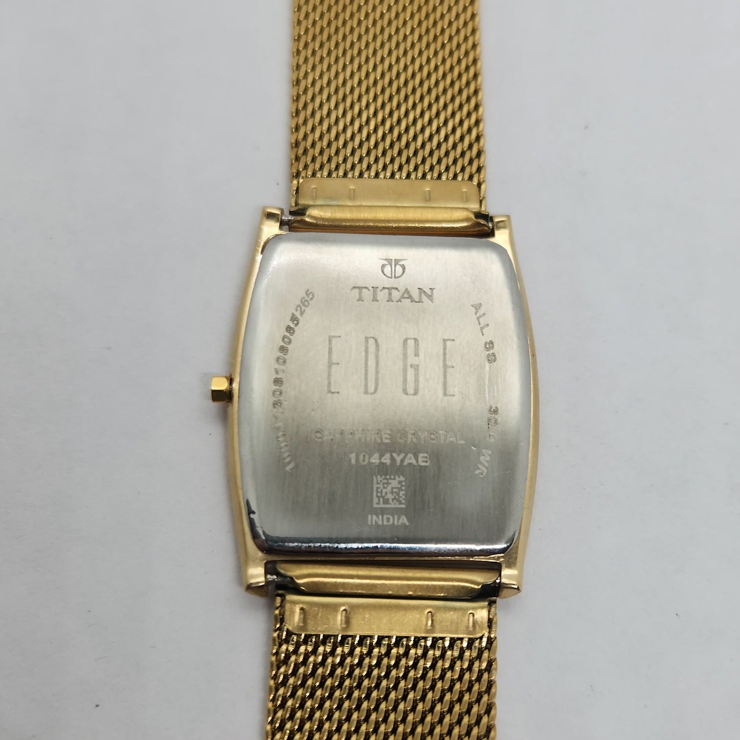 Original TITAN EDGE 1044YAB Barrel Golden Face 29MM Case Men's Watch OG163