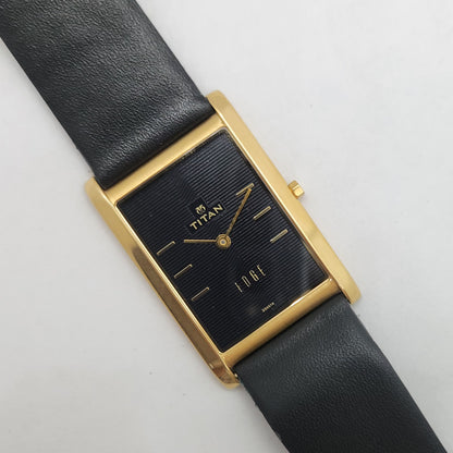 Original TITAN EDGE 1043YAB Rectangular Black Face 28MM Case Men's Watch OG153