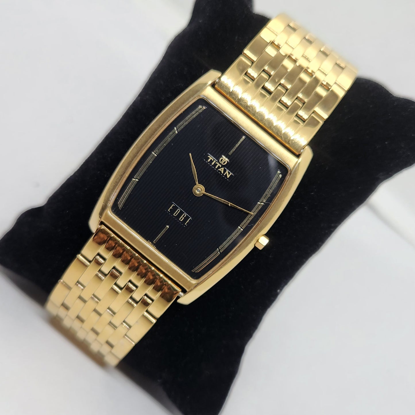 Original TITAN EDGE 1044YAB Black Face 29MM Case Men's Watch OG167
