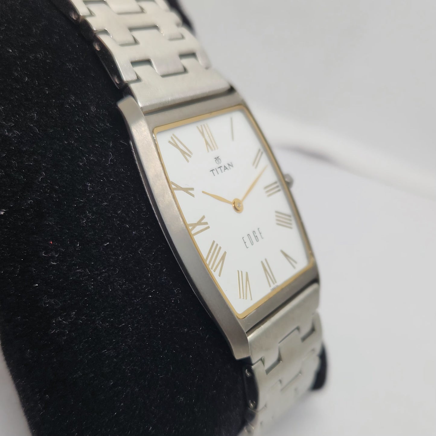 Original TITAN EDGE 1044YCB White Face 29MM Case Men's Wrist Watch OG165