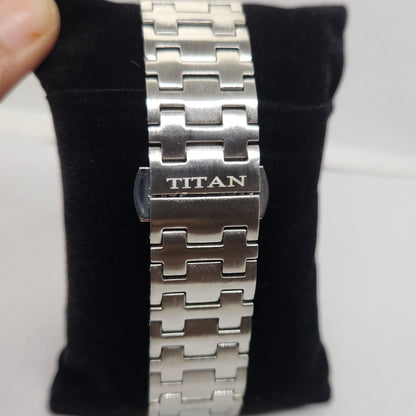 Original TITAN EDGE 1044YCB White Face 29MM Case Men's Wrist Watch OG165
