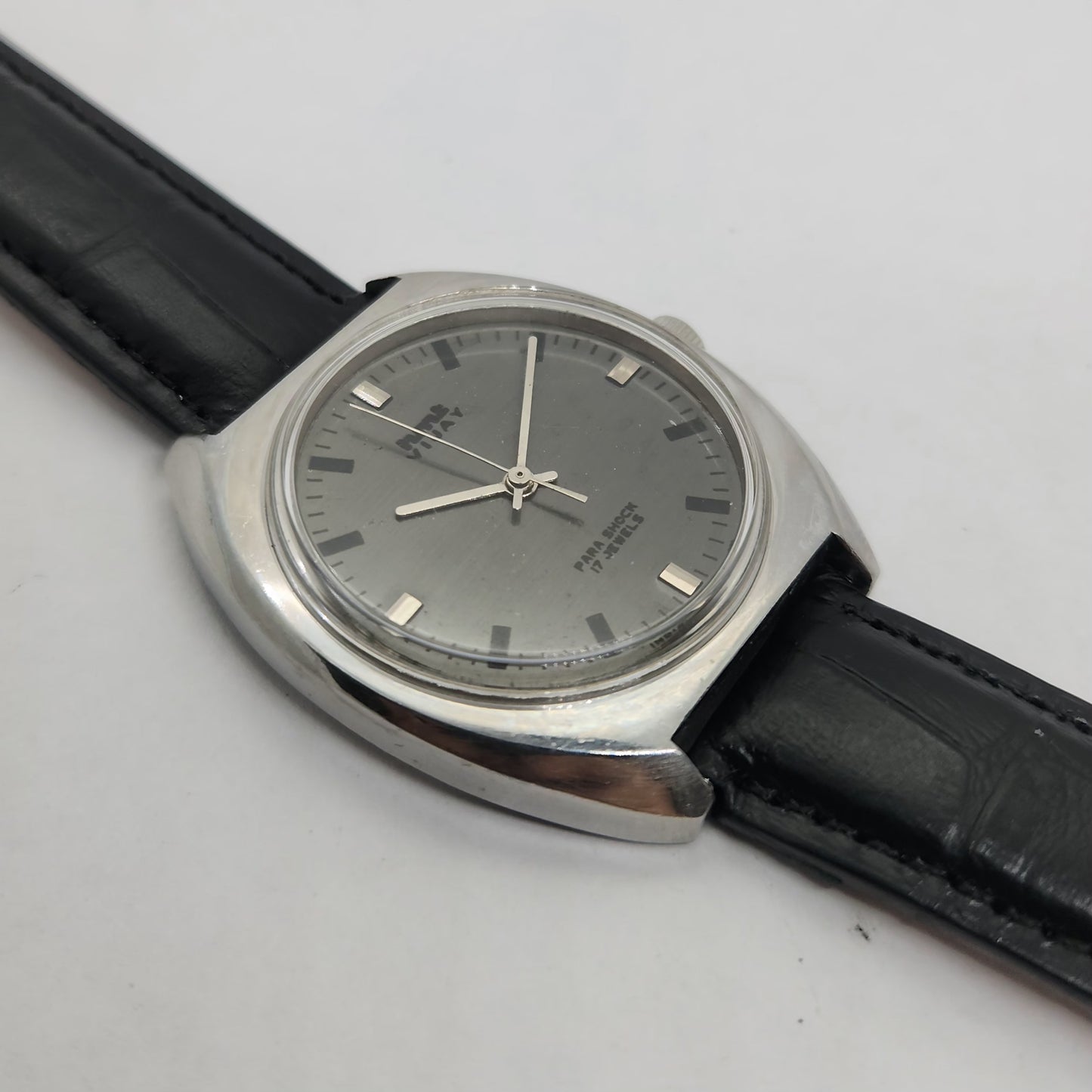 Vintage Original HMT Vijay Hand Winding 17 Jewels Black Face Black Leather Strap Men's Wrist Watch OG184