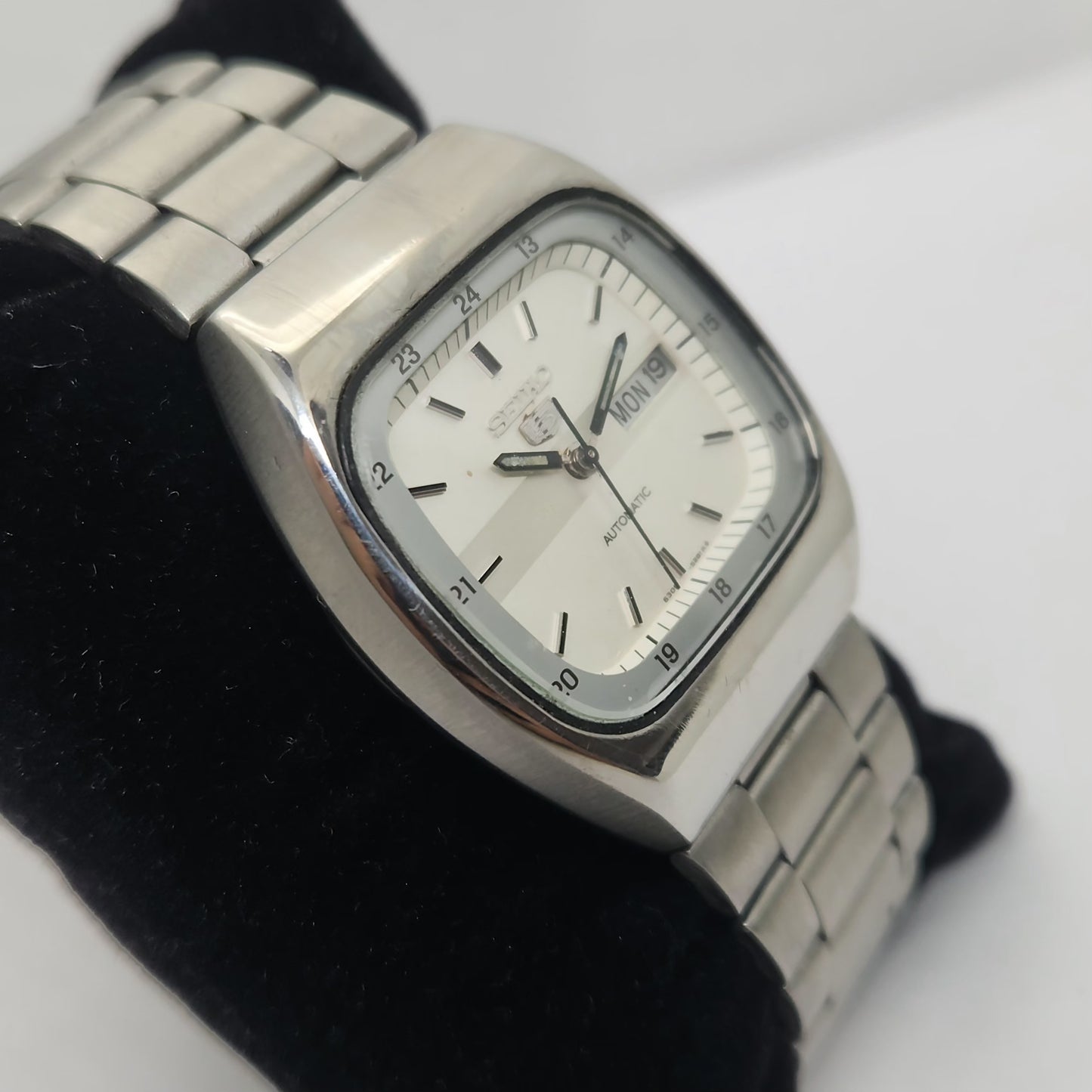 Vintage 1980 Original Seiko 5 Automatic 6309-5100 White face 17 Jewels Day-Date Japanese Men's Wrist Watch OG197