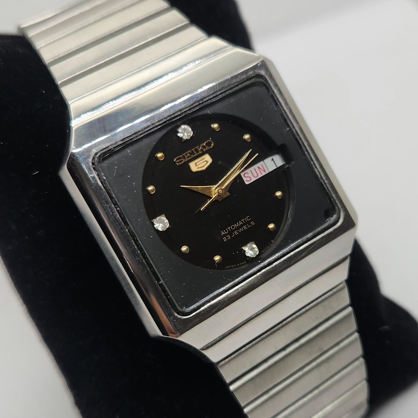 Vintage 1980 Original Seiko 5 Automatic 6349-5230 Black face 23 Jewels Day-Date Japanese Men's Wrist Watch OG199