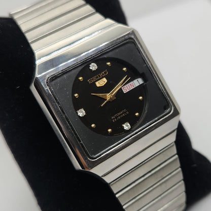 Vintage 1980 Original Seiko 5 Automatic 6349-5230 Black face 23 Jewels Day-Date Japanese Men's Wrist Watch OG199