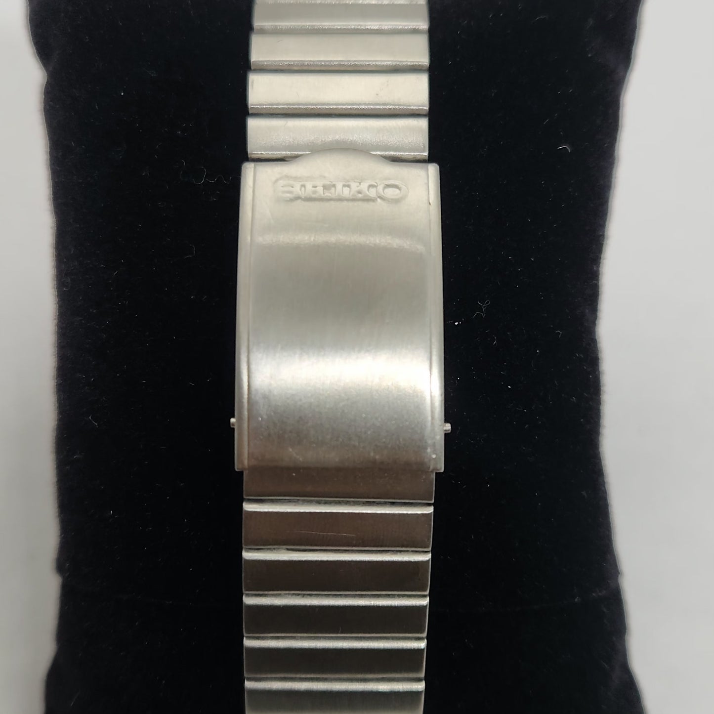 Vintage 1980 Original Seiko 5 Automatic 6349-5230 Black face 23 Jewels Day-Date Japanese Men's Wrist Watch OG199