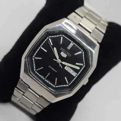 Vintage 1980 Original Seiko 5 Automatic 6309-8840 Black face 17 Jewels Day-Date Japanese Men's Wrist Watch OG200