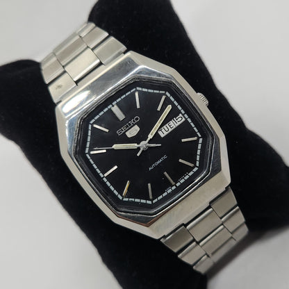 Vintage 1980 Original Seiko 5 Automatic 6309-8840 Black face 17 Jewels Day-Date Japanese Men's Wrist Watch OG200