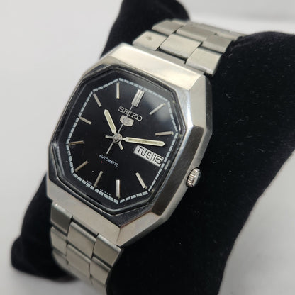 Vintage 1980 Original Seiko 5 Automatic 6309-8840 Black face 17 Jewels Day-Date Japanese Men's Wrist Watch OG200