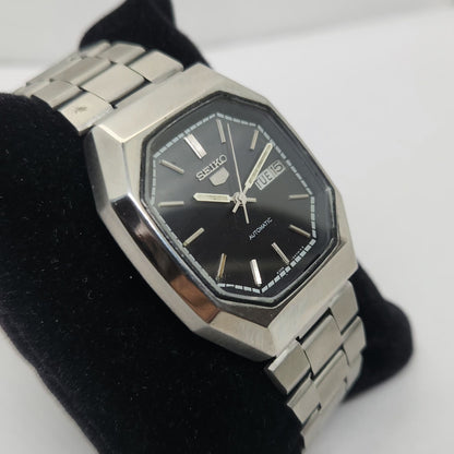 Vintage 1980 Original Seiko 5 Automatic 6309-8840 Black face 17 Jewels Day-Date Japanese Men's Wrist Watch OG200