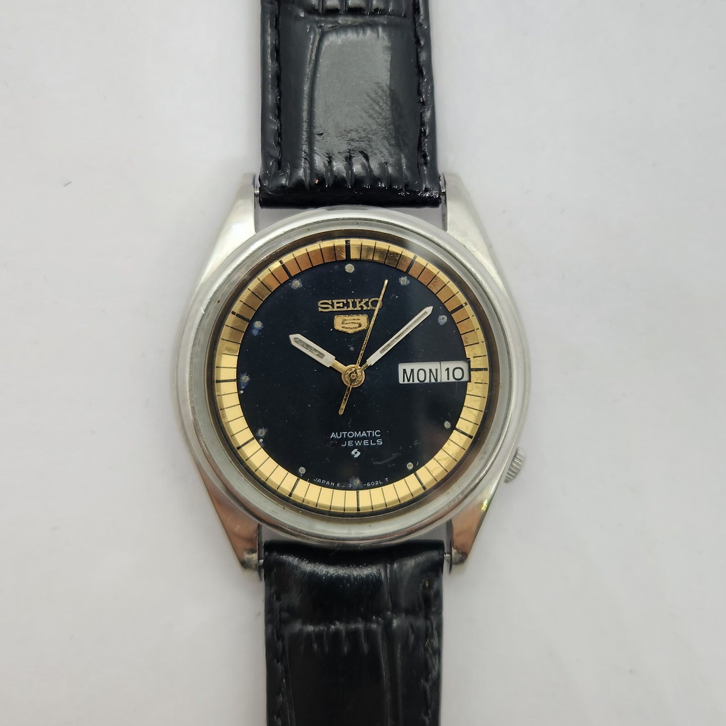 Vintage 1980 Original Seiko 5 Automatic 6309-8800 Black face 17 Jewels Day-Date Japanese Men's Wrist Watch OG201
