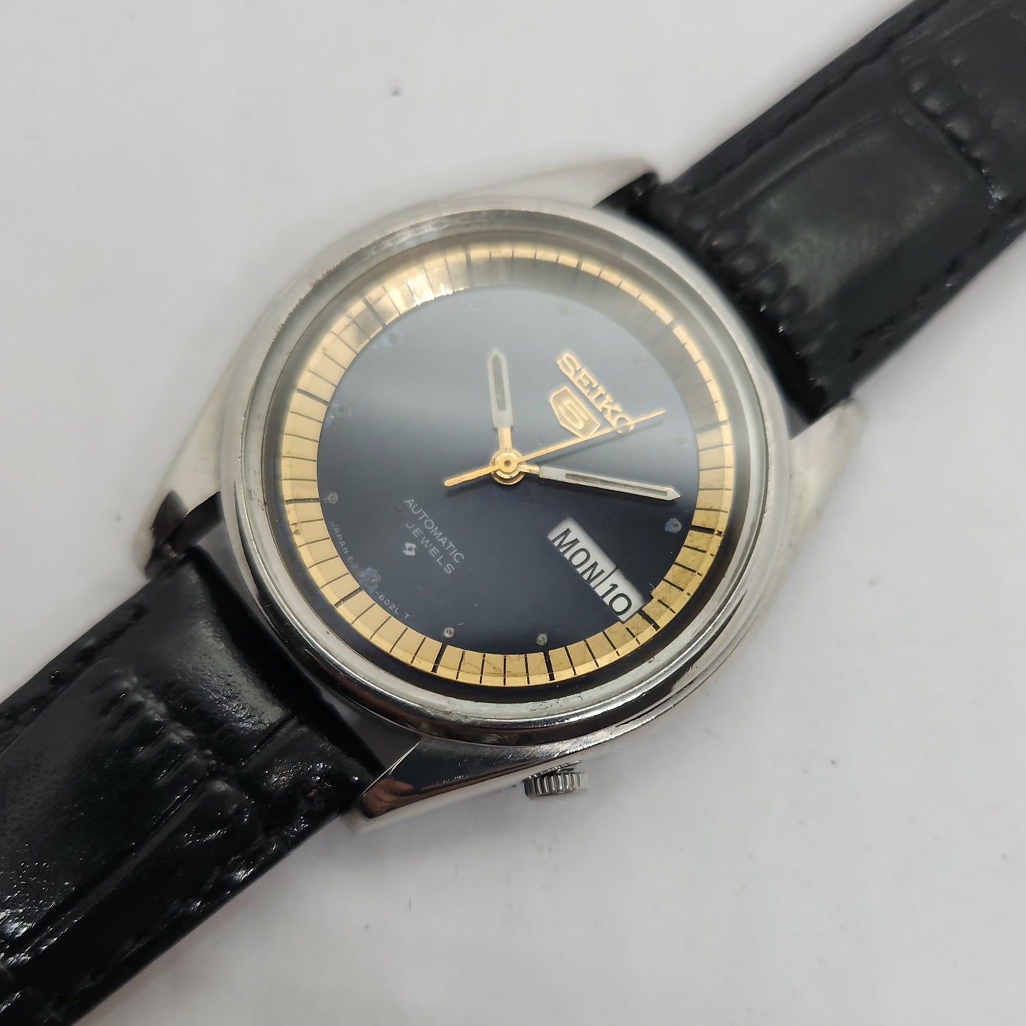 Vintage 1980 Original Seiko 5 Automatic 6309-8800 Black face 17 Jewels Day-Date Japanese Men's Wrist Watch OG201