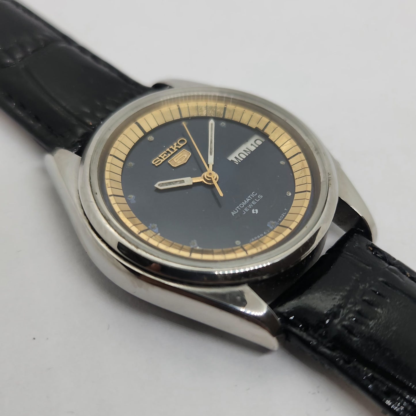 Vintage 1980 Original Seiko 5 Automatic 6309-8800 Black face 17 Jewels Day-Date Japanese Men's Wrist Watch OG201