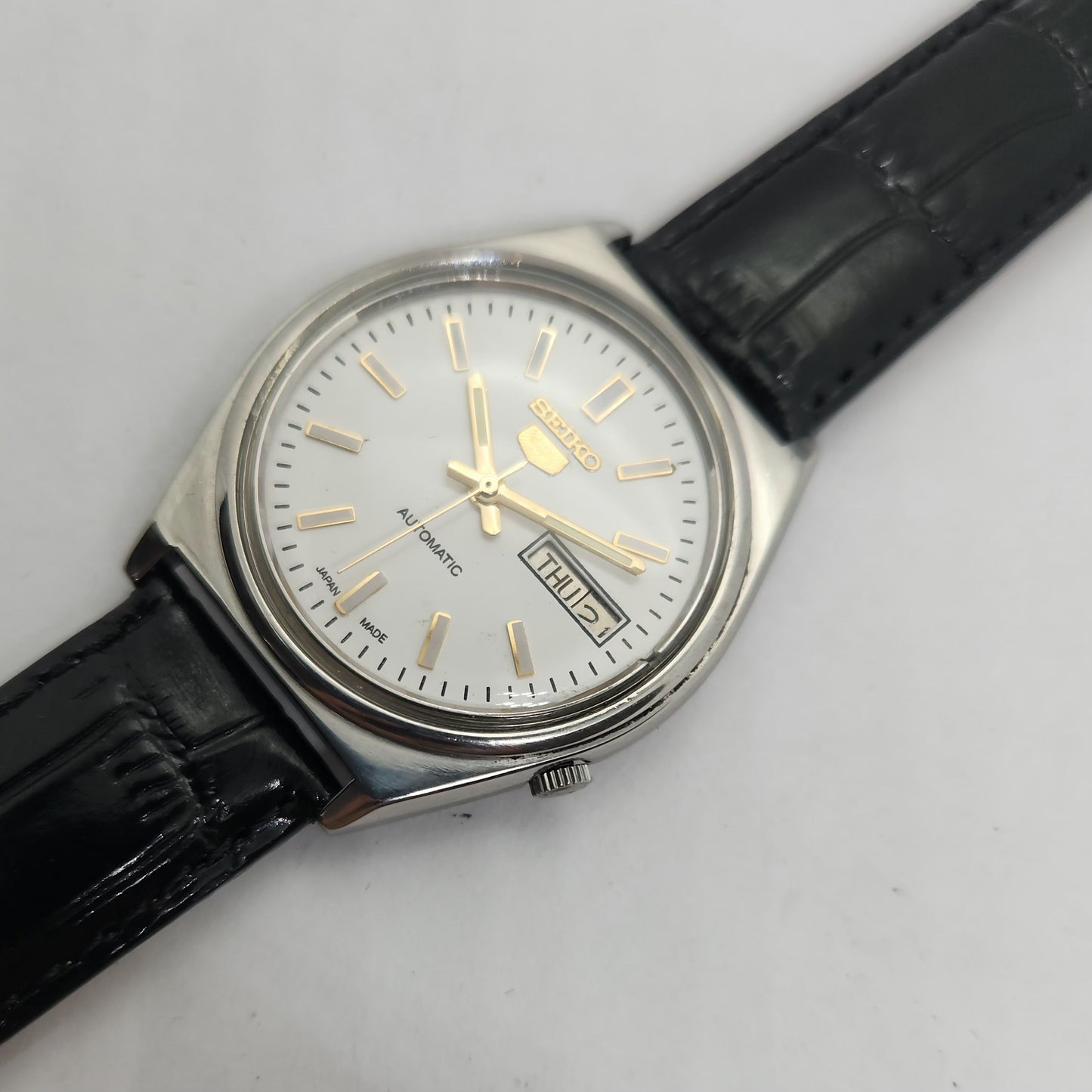 Vintage 1980 Original Seiko 5 Automatic 7009-3140 White face 17 Jewels Day-Date Japanese Men's Wrist Watch OG202