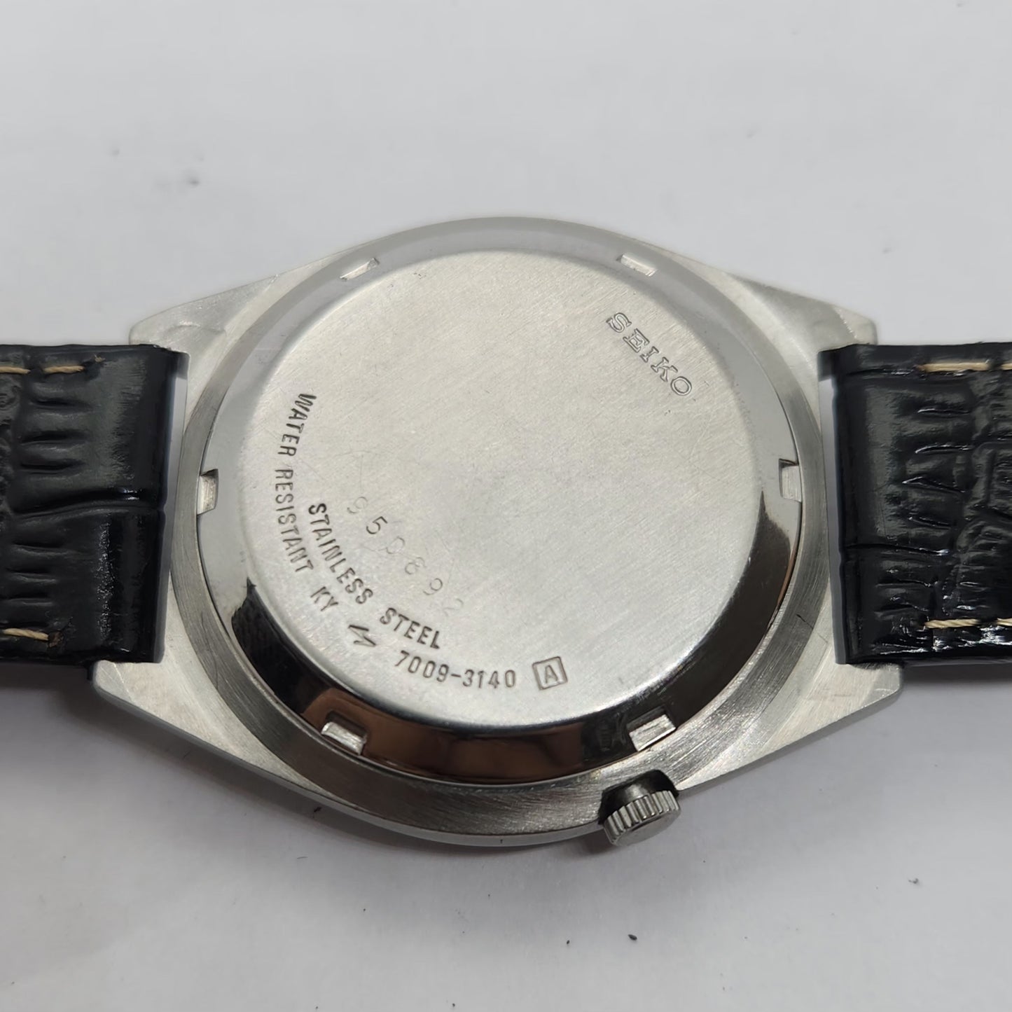 Vintage 1980 Original Seiko 5 Automatic 7009-3140 White face 17 Jewels Day-Date Japanese Men's Wrist Watch OG202