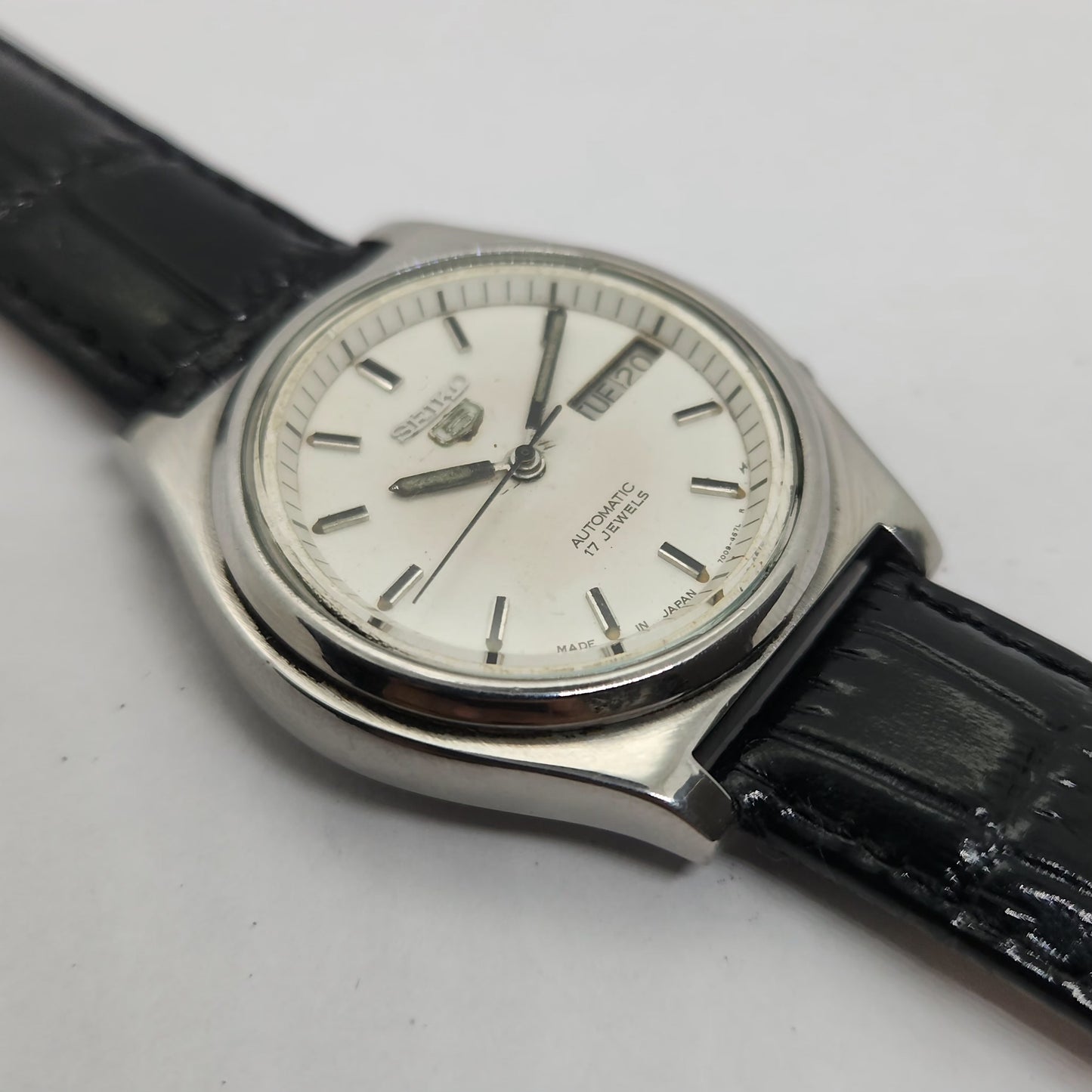 Vintage 1980 Original Seiko 5 Automatic 7009-3170 White face 21 Jewels Day-Date Japanese Men's Wrist Watch OG203