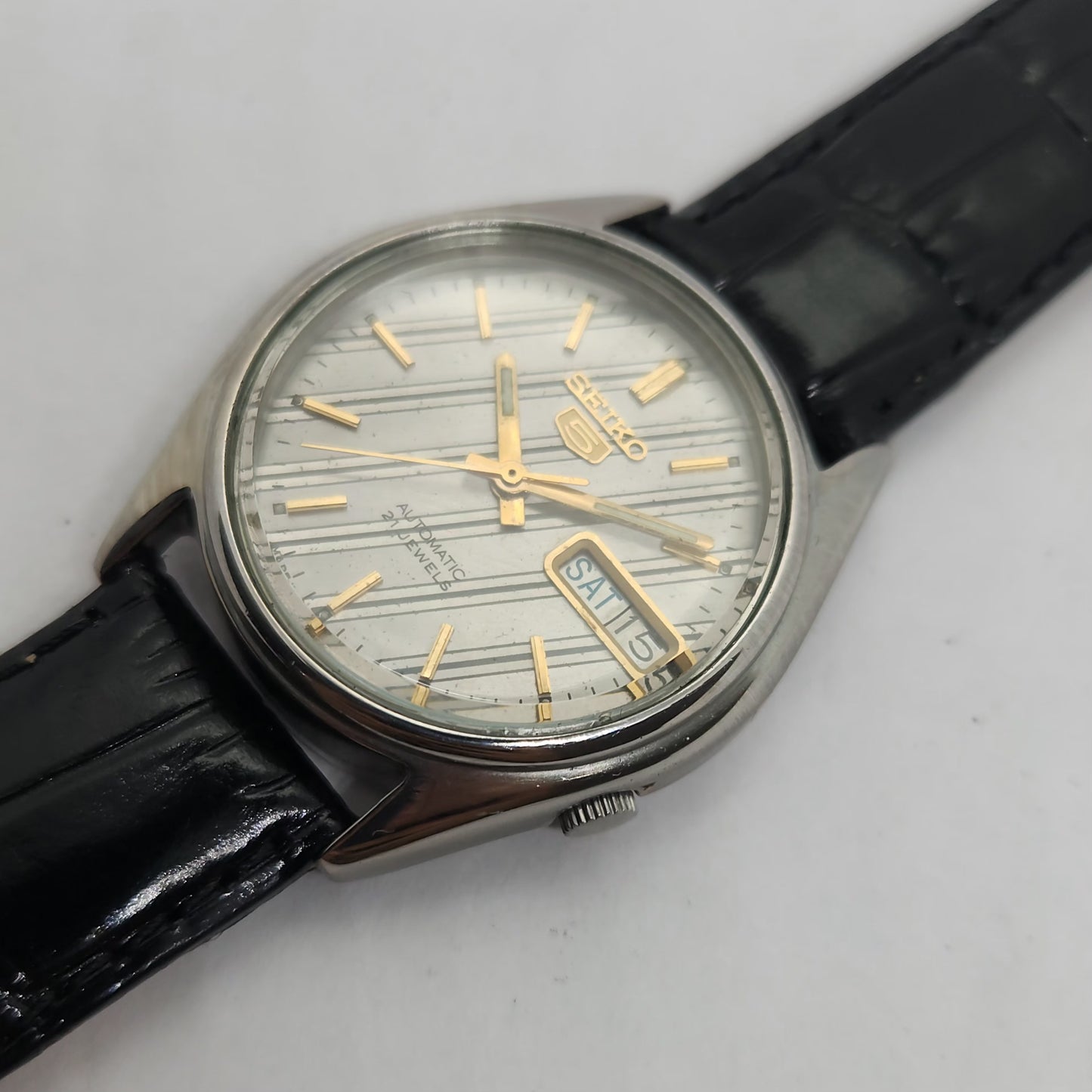 Vintage 1980 Original Seiko 5 Automatic 7019-6081 Grey face 21 Jewels Day-Date Japanese Men's Wrist Watch OG204