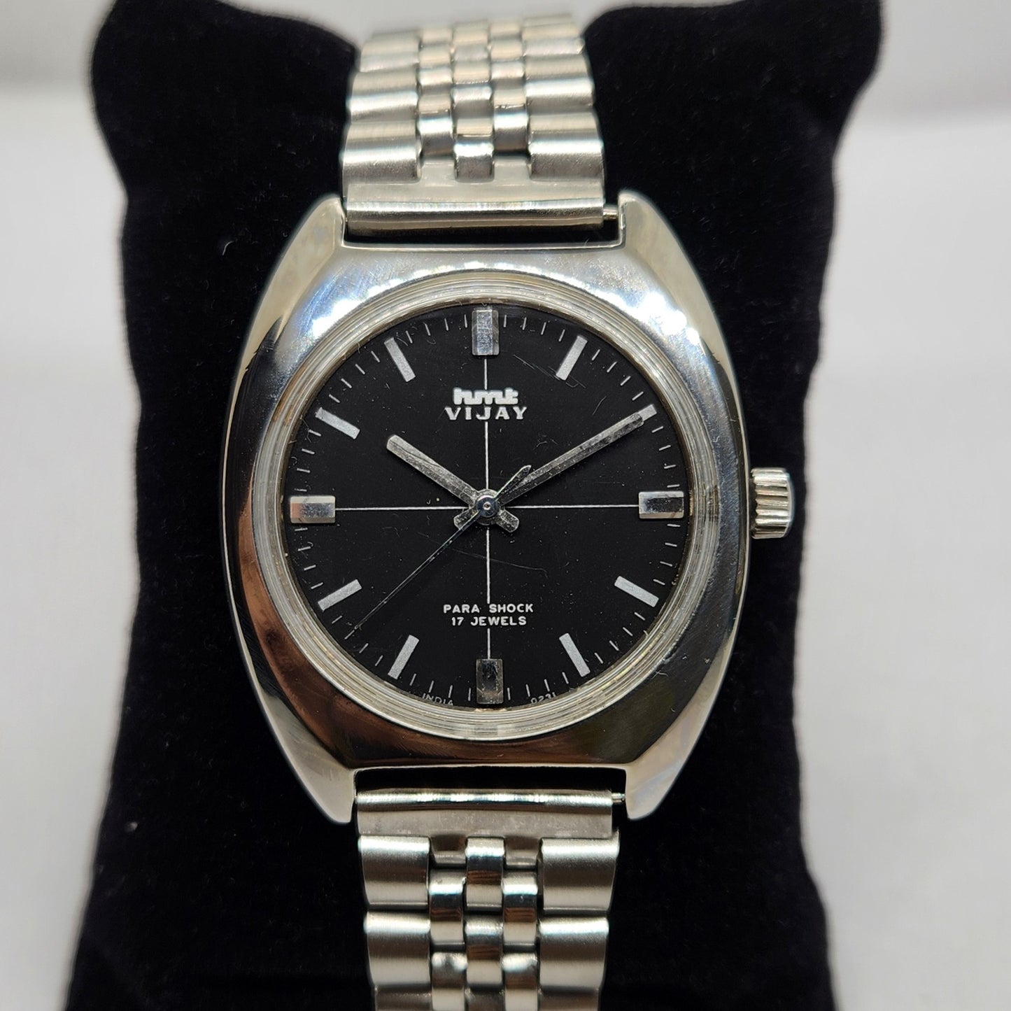 Vintage Original HMT Vijay Hand Winding 17 Jewels Black Face Jubilee Bracelet Men's Wrist Watch OG224