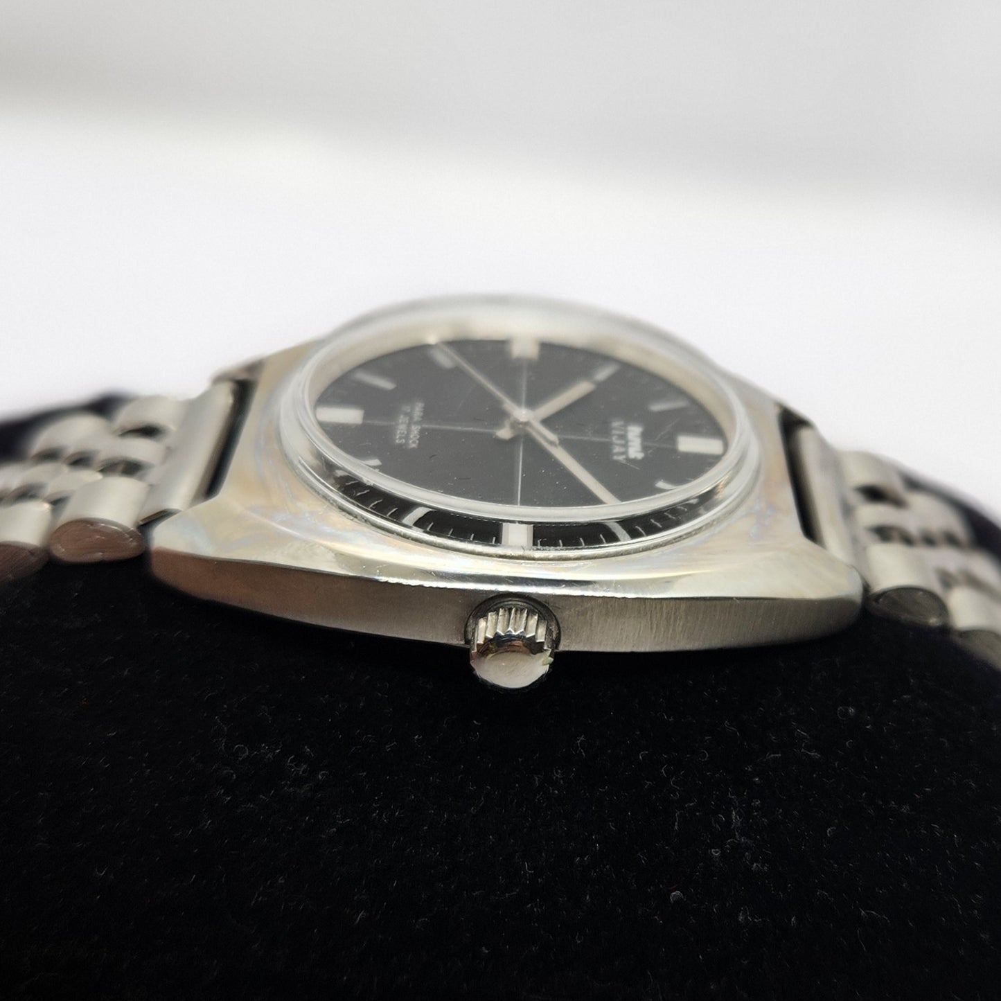 Vintage Original HMT Vijay Hand Winding 17 Jewels Black Face Jubilee Bracelet Men's Wrist Watch OG224