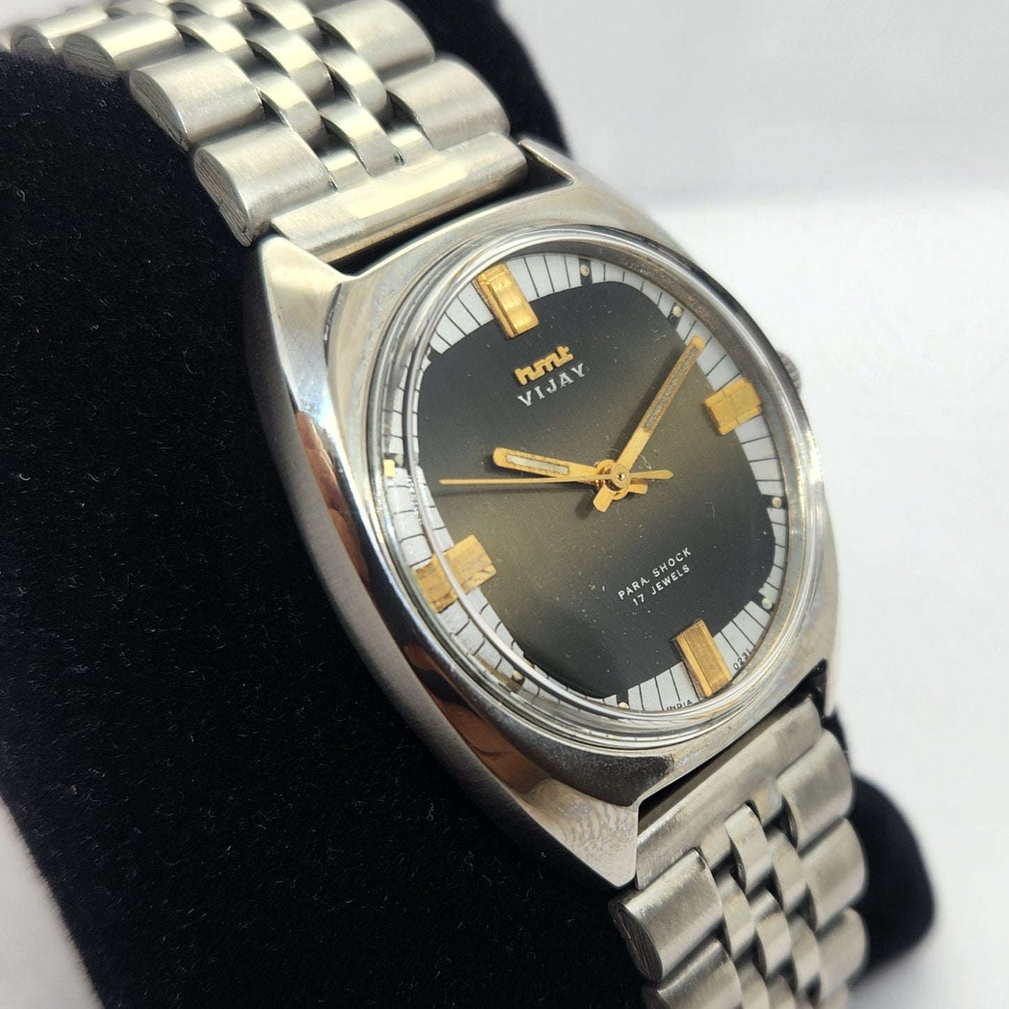 Vintage Original HMT Vijay Hand Winding 17 Jewels Black Face Jubilee Bracelet Men's Wrist Watch OG235