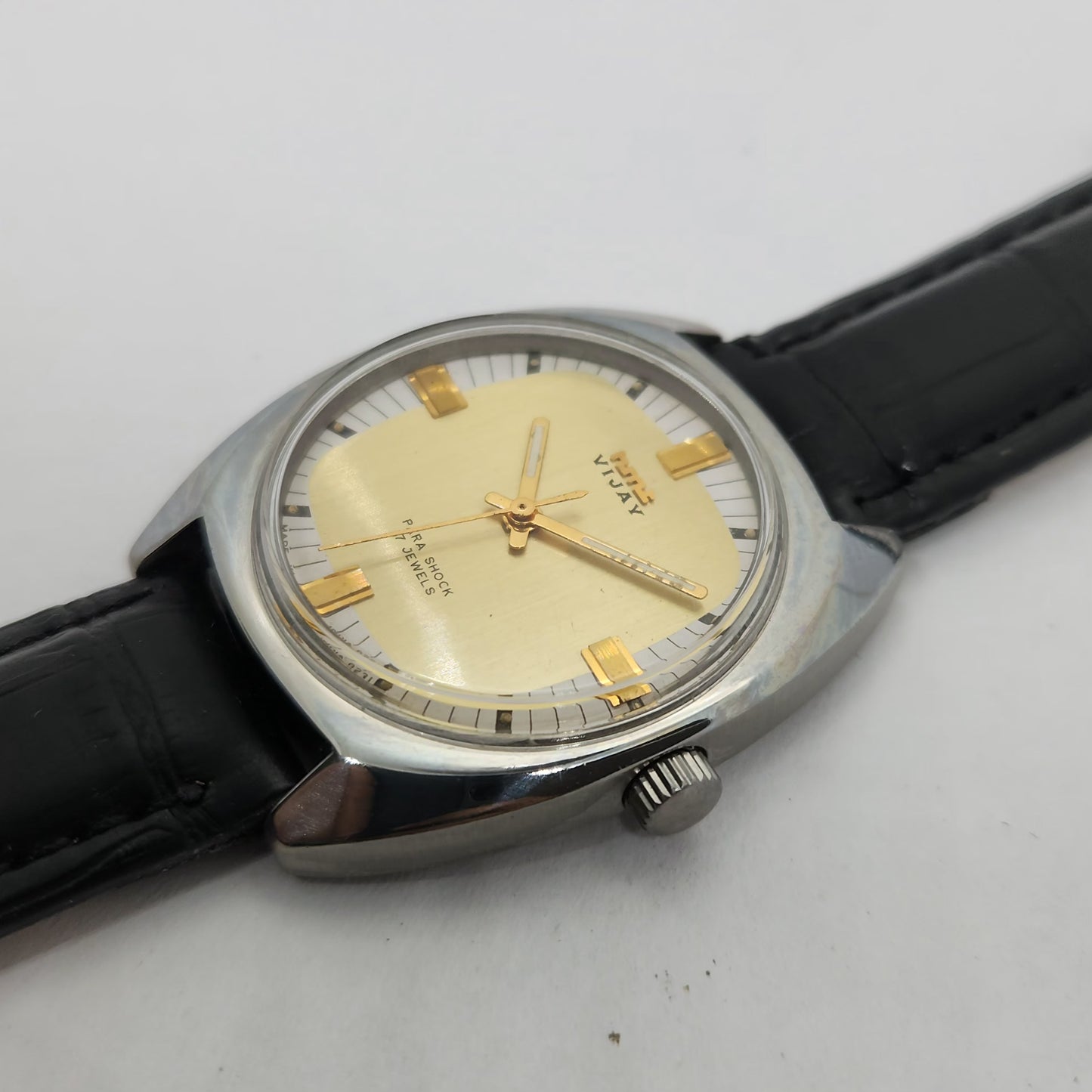 Vintage Original HMT Vijay Hand Winding 17 Jewels Gold Face Men's Wrist Watch OG250