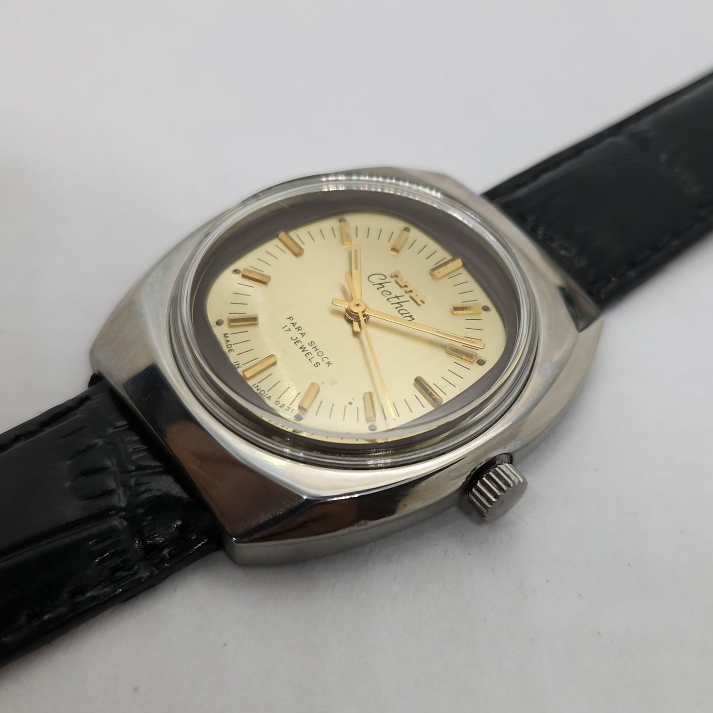 Vintage Original HMT Chethan Hand Winding 17 Jewels Gold Face Men's Wrist Watch OG252