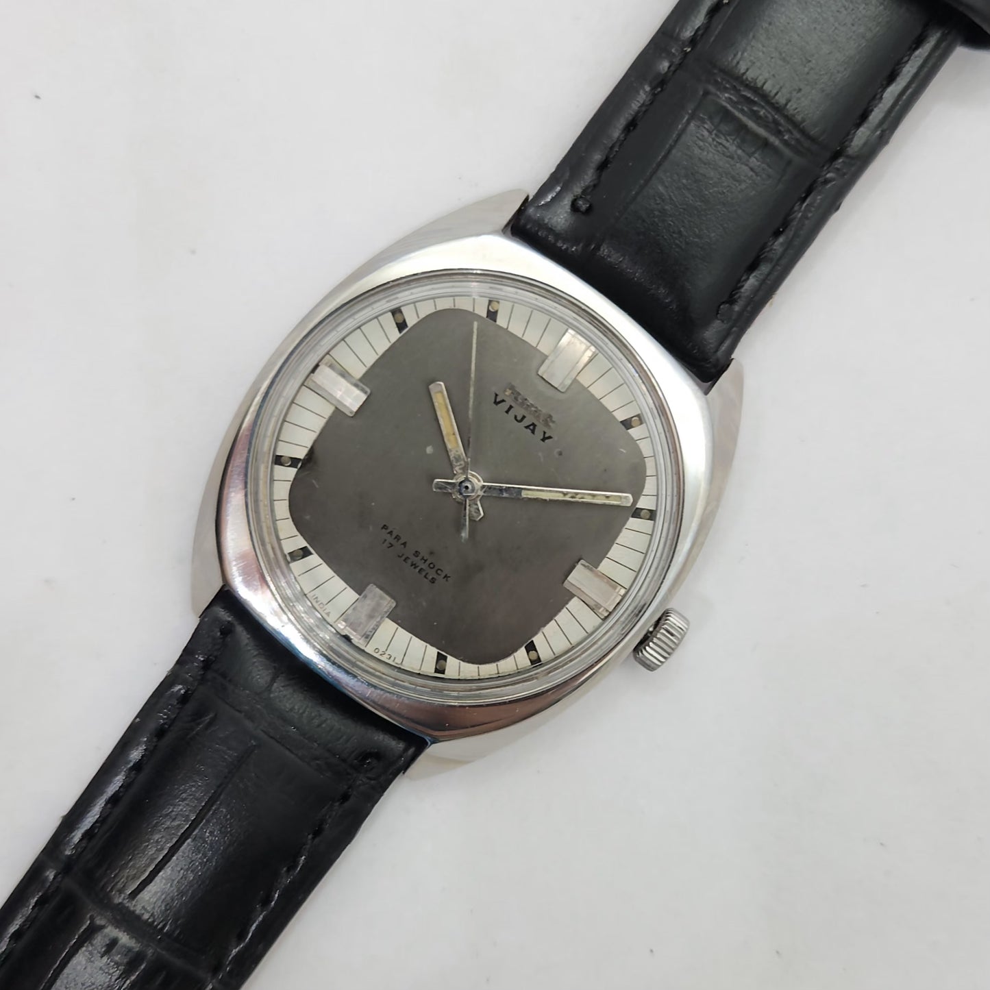 Vintage Original HMT Vijay Hand Winding 17 Jewels White Face Men's Wrist Watch OG259