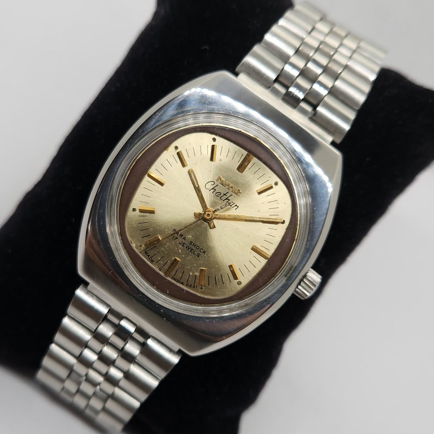 Vintage Original HMT Chethan Hand Winding 17 Jewels Gold  Face Men's Wrist Watch OG260