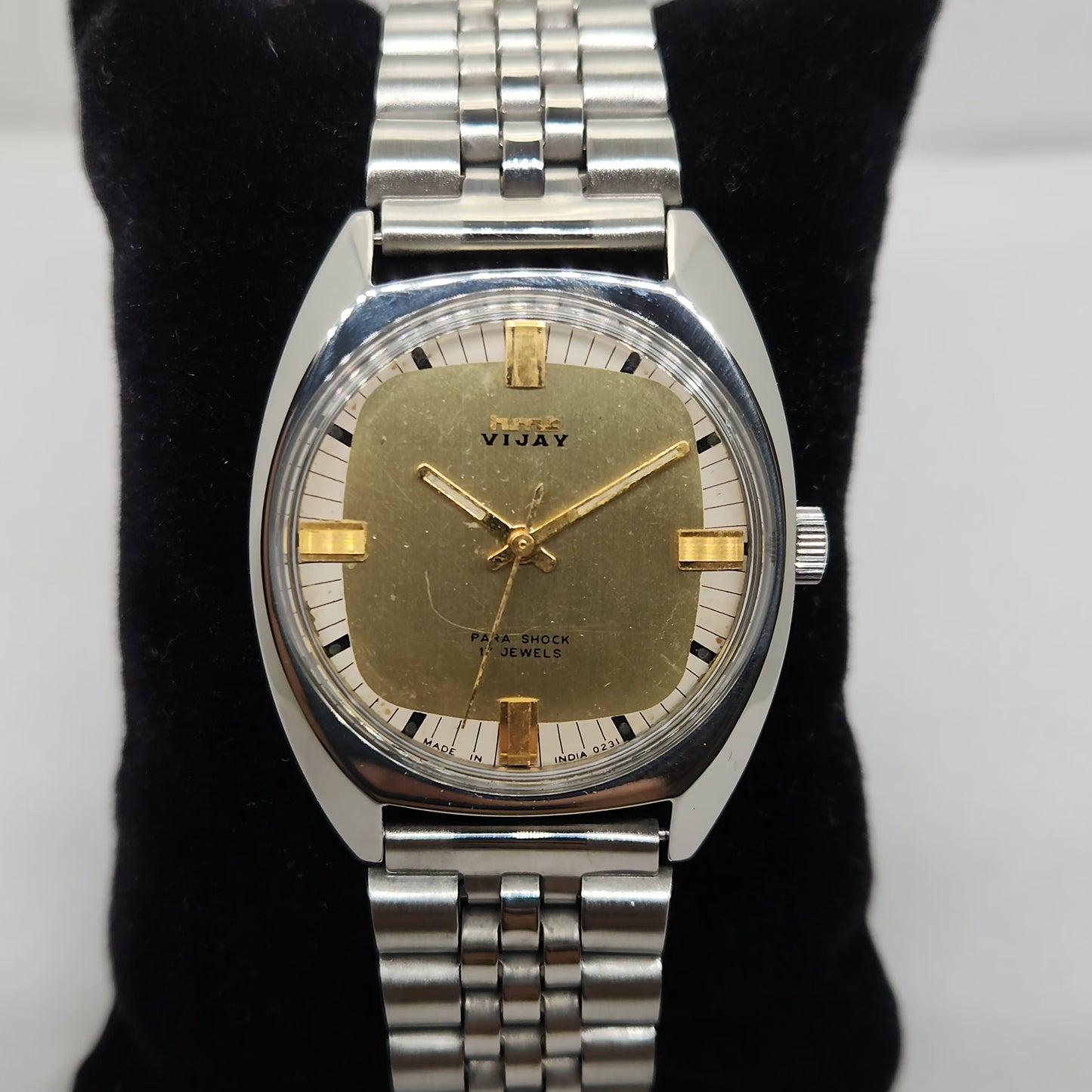 Vintage Original HMT Vijay Hand Winding 17 Jewels Gold Face Men's Wrist Watch OG262