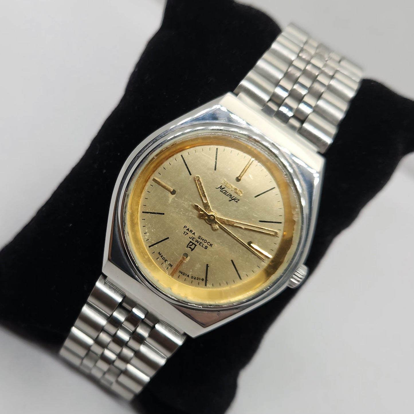 Vintage Original HMT Maurya Hand Winding 17 Jewels Gold Face Men's Wrist Watch OG265
