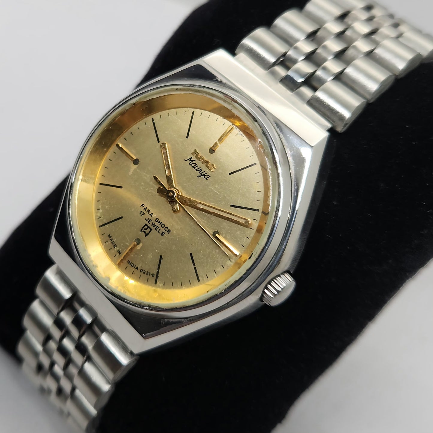 Vintage Original HMT Maurya Hand Winding 17 Jewels Gold Face Men's Wrist Watch OG265