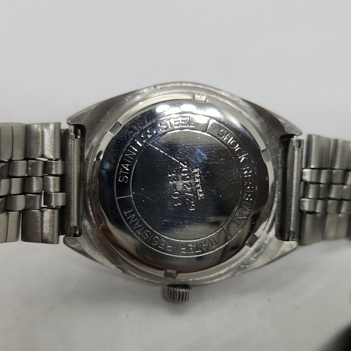 Vintage Original HMT Akarsh Hand Winding 17 Jewels Off White Face Men's Wrist Watch OG281