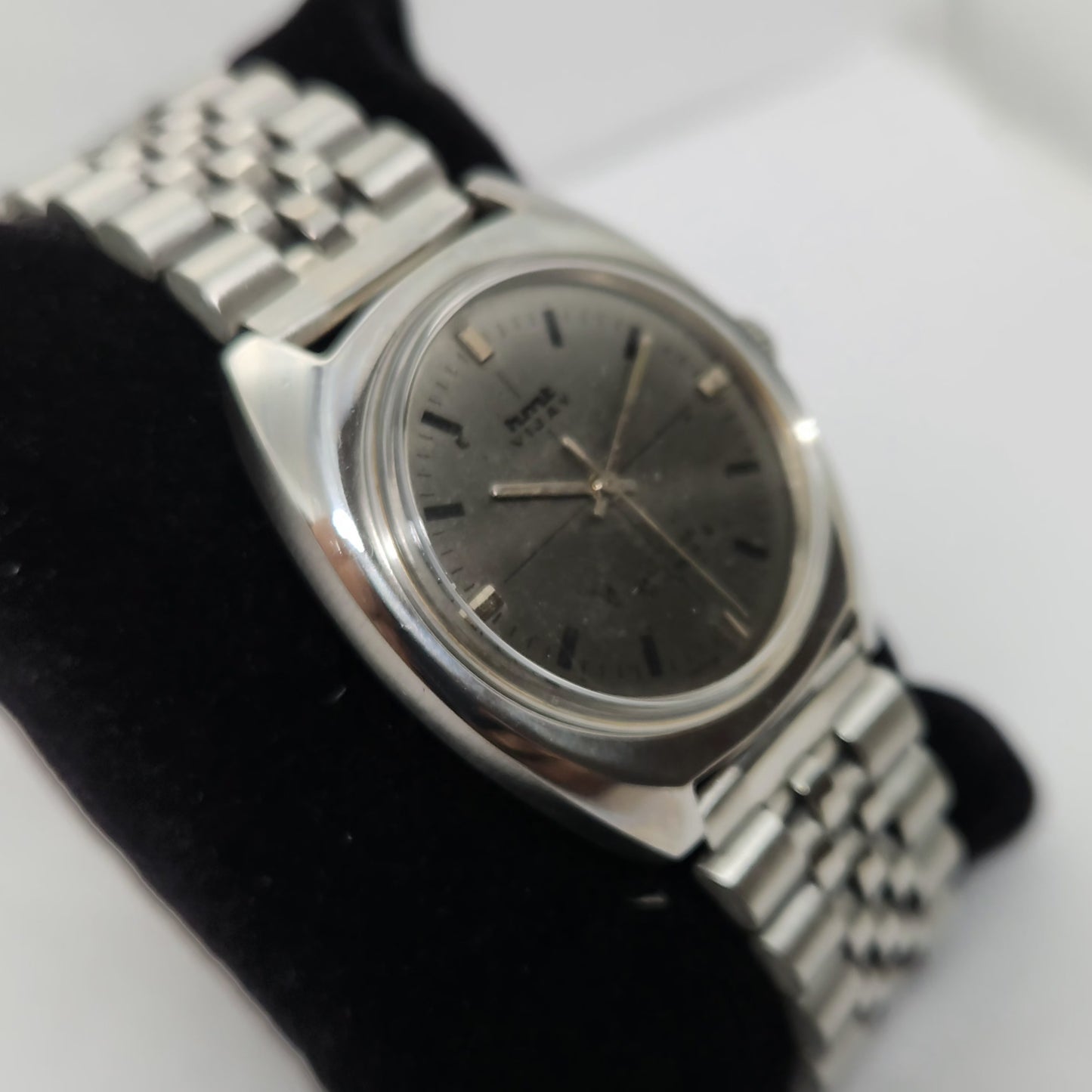 Vintage Original HMT Vijay Hand Winding 17 Jewels Black Face Men's Wrist Watch OG286