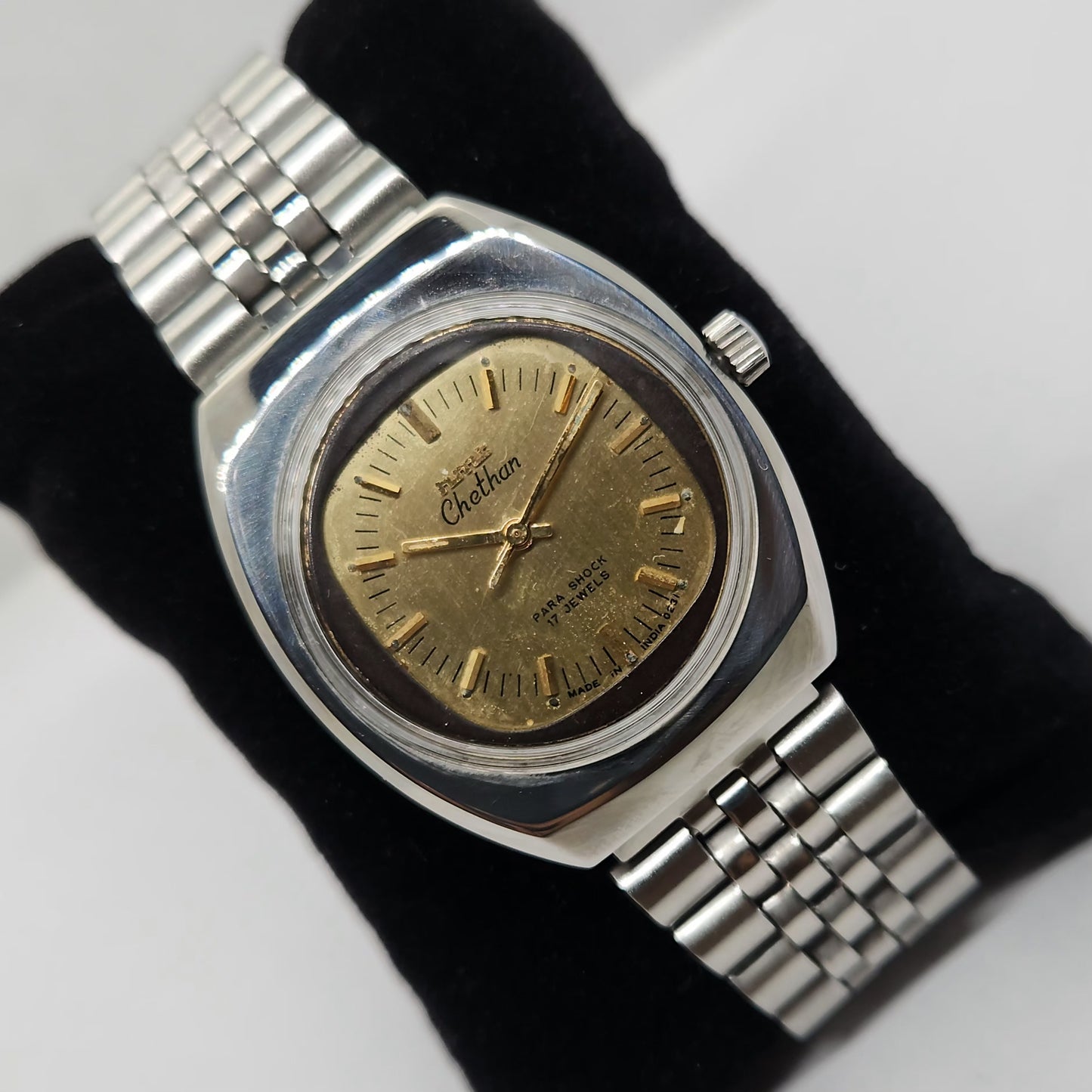 Vintage Original HMT Chethan Hand Winding 17 Jewels Gold Face Men's Wrist Watch OG292