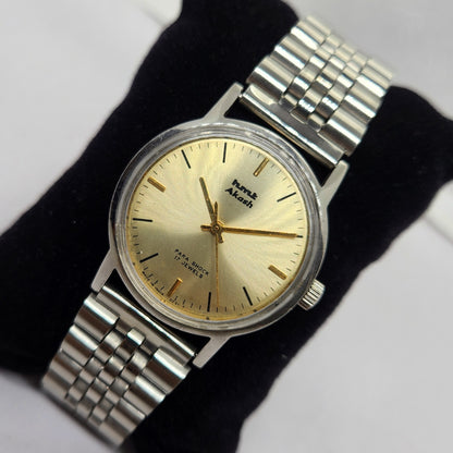 Vintage Original HMT Akash Hand Winding 17 Jewels Gold Face Men's Wrist Watch OG311