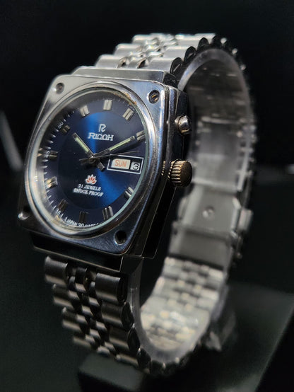 Vintage Ricoh R31 Automatic Blue Face New Bracelet 21 Jewels Day-Date Men's Wrist Watch AS04