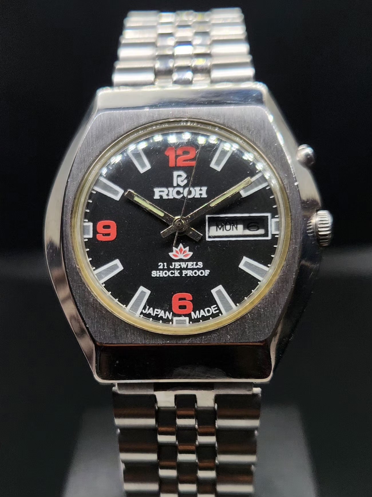 Vintage Ricoh R31 Automatic Black Face New Bracelet 21 Jewels Day-Date Men's Wrist Watch AS08
