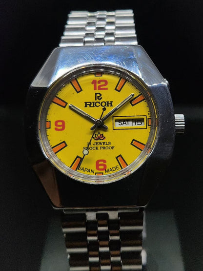 Vintage Ricoh R31 Automatic Yellow Face New Bracelet 21 Jewels Day-Date Men's Wrist Watch AS09
